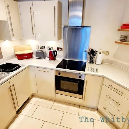 The Eskape ウィットビー