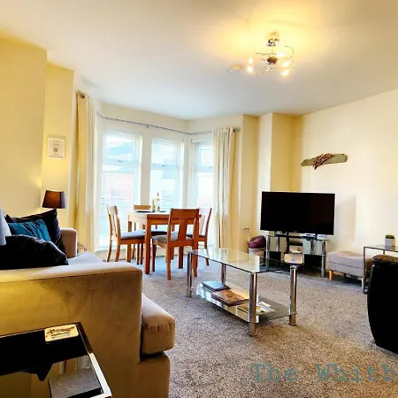 The Eskape * ウィットビー