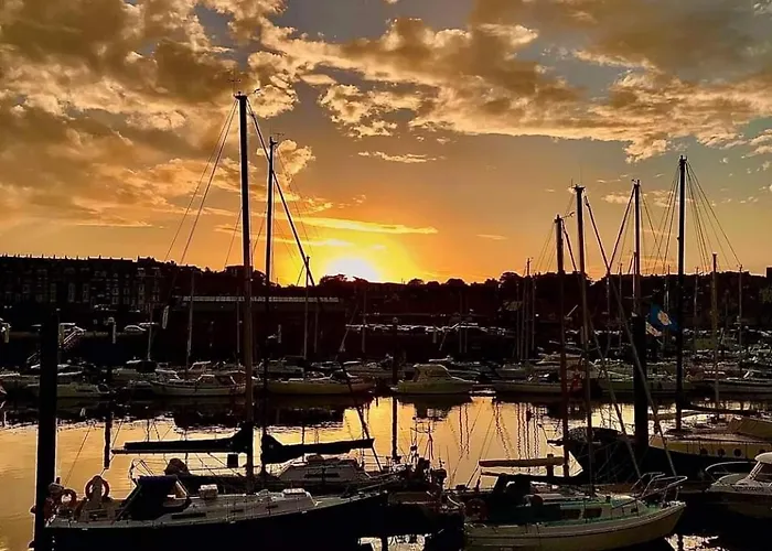 Διαμέρισμα The Eskape Γουίτμπι