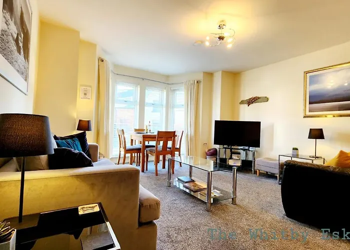 The Eskape * Γουίτμπι